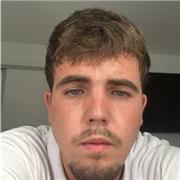 Profesor de inglés. Mi nombre es Aaron Romero, con 4 años en Estados Unidos. Allí aprendí las mejores técnicas para aprender